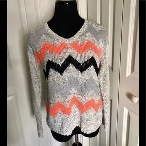 Cute light sweater by Minkpink in XS